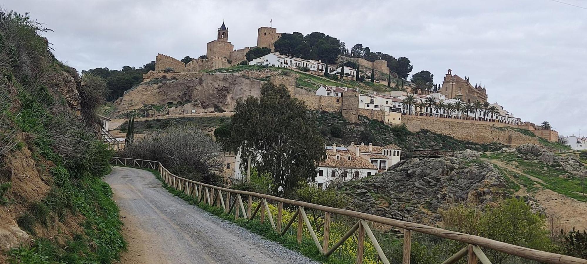 Buho - Junto Al Castillo Apartment
